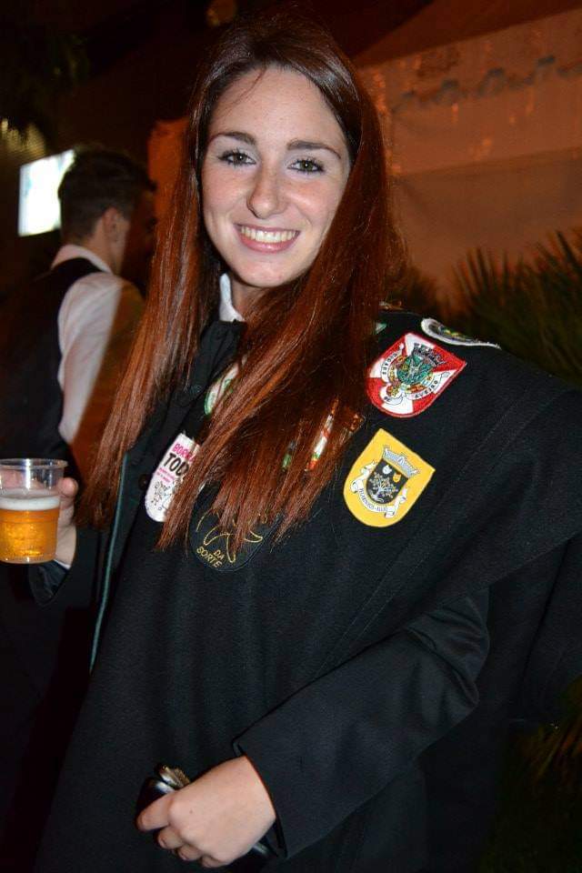 Ana Félix com o traje académico, nos tempos da universidade